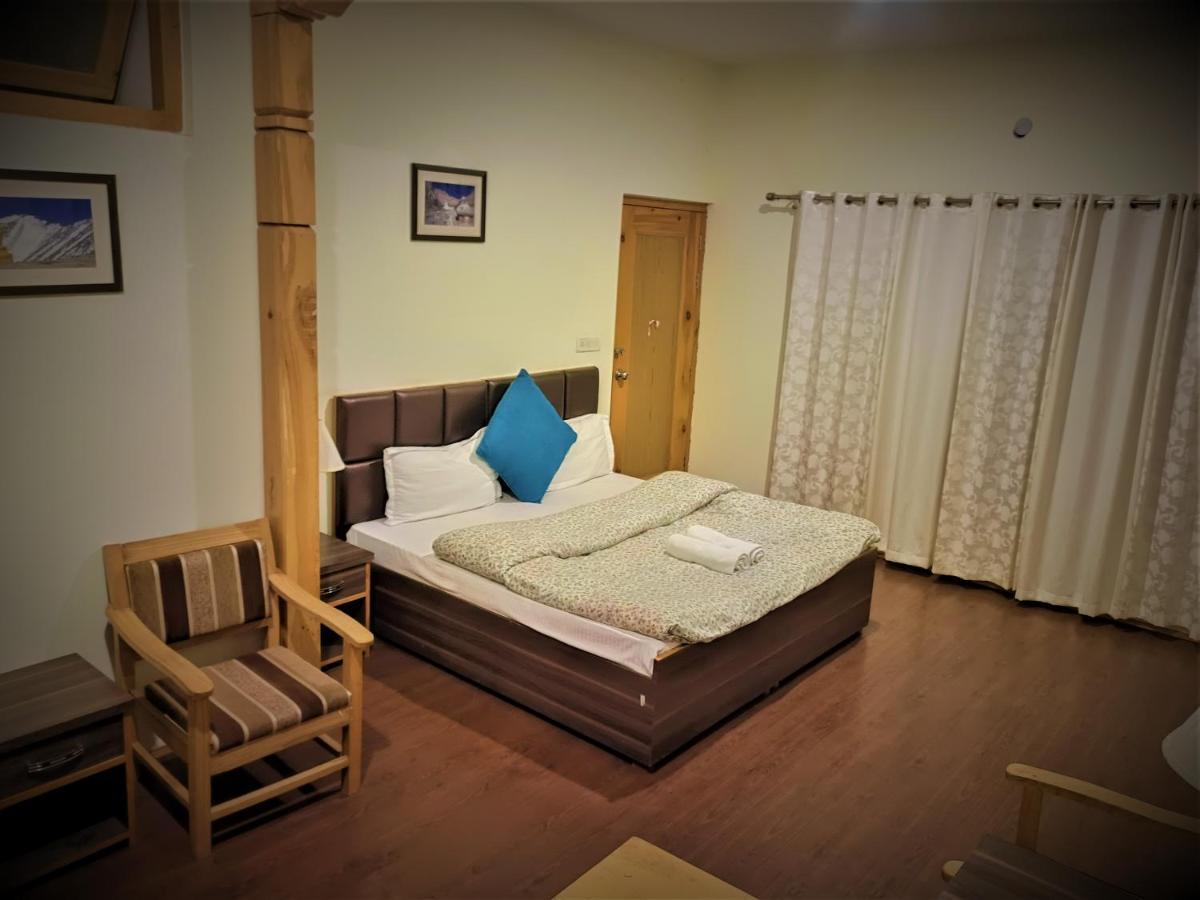 Niri-La Guest House Leh Bagian luar foto